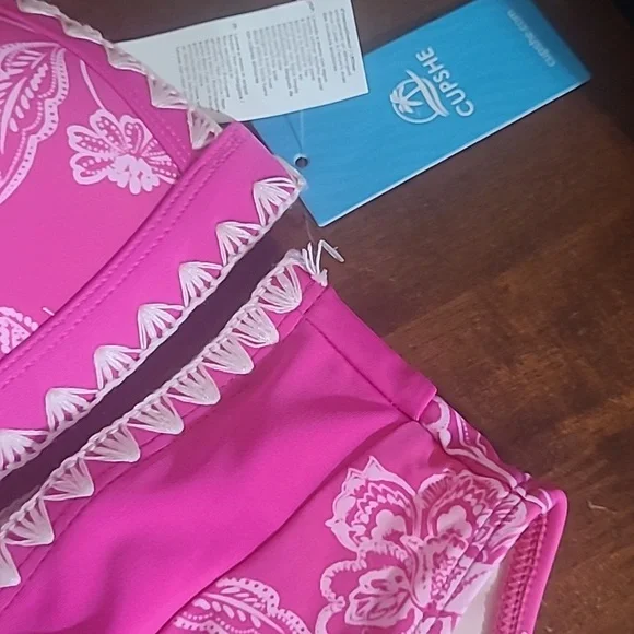 Pink Floral Whipstitch bikini - Picture 3 of 8